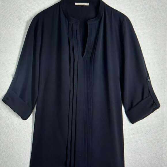 41 Hawthorn Breyson Pleated Tab-Sleeve Blouse  Navy Blue NWOT Size M - Picture 1 of 3